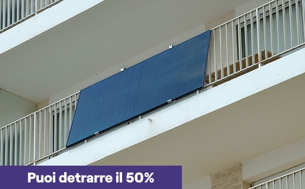 Plug&Play fotovoltaico da balcone con righiera